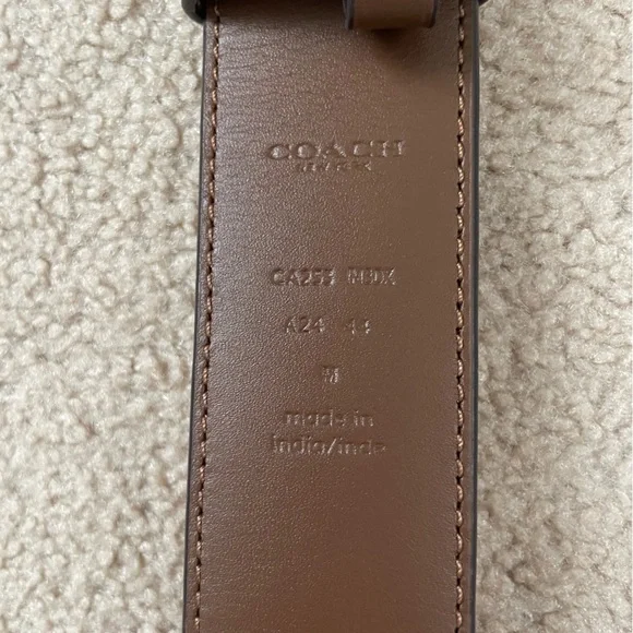 EUC COACH 38mm KISS C SIG PVC/Leather Womens Light Khaki/ Gold Belt Sz M - Picture 7 of 8